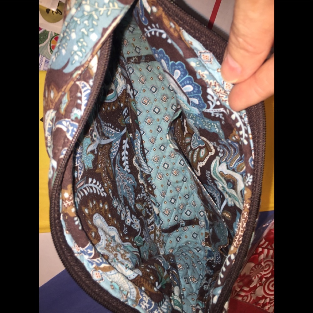 Vera Bradley’s Hobo/ Blue Floral On Brown Retired - Picture 6 of 8
